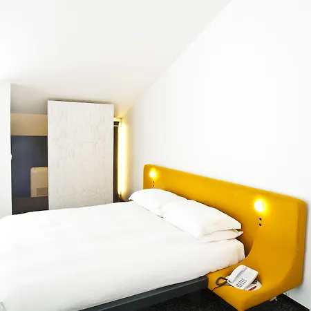 Ripa 4* Rome
