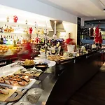 리파 호텔 4*